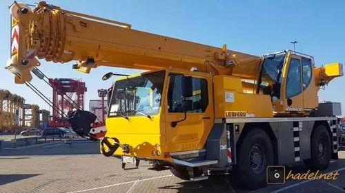 国产吊车最帅涂装车视频,最帅吊车视频惊艳亮相