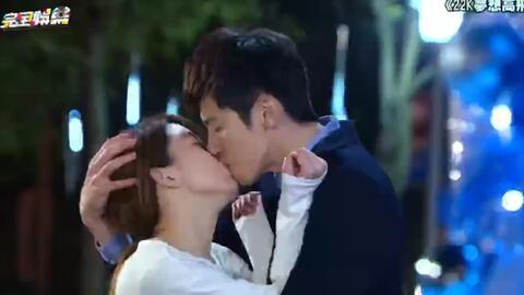 强吻国产剧片段视频在线,国产剧强吻片段，情感火花四溢