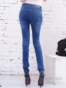 国产牛仔裤视频网站,视频网站带你领略本土时尚风采